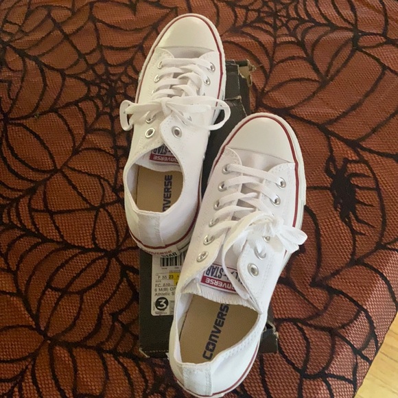 Converse Shoes - White converse